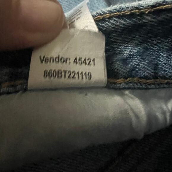 PacSun Woman’s Button Fly Straight Leg Light Wash Dad Jean- Size 28 - Picture 6 of 12